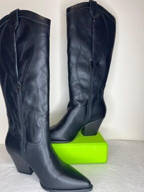 Women's Black Western Knee-High Heeled Boots
